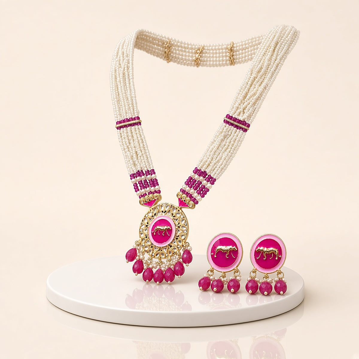 Ashva Pink Pearl Horse Necklace Set – 3D view