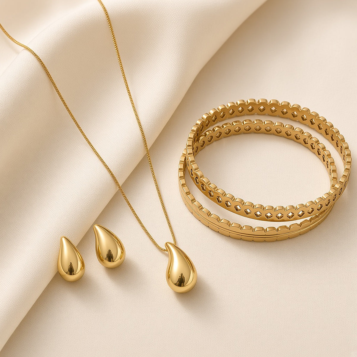 Everyday Gold Bundle – styled flat-lay