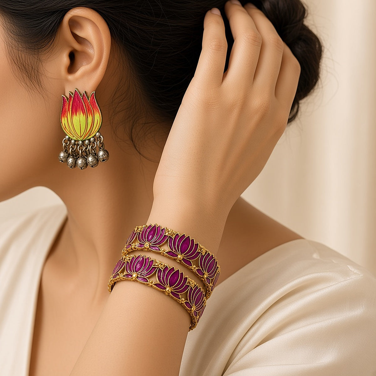 Lotus Duo Bundle – worn close-up